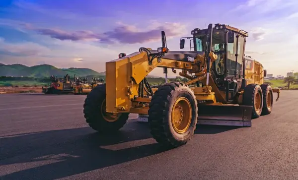sewa alat berat majalengka mempunyai motor grader spek tertinggi